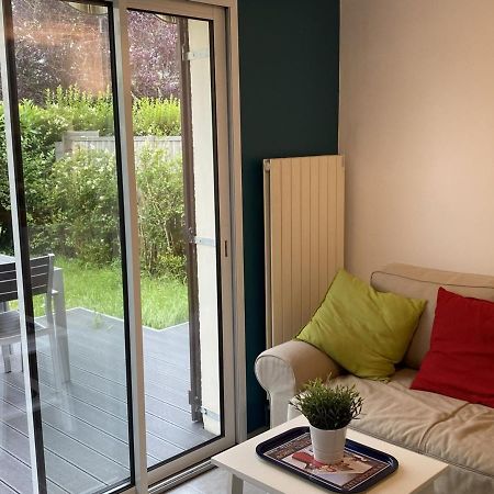 Charmant Cottage 2P Avec Jardin Et Wifi, A 2 Pas De La Plage De Cabourg - Fr-1-487-285 Kültér fotó
