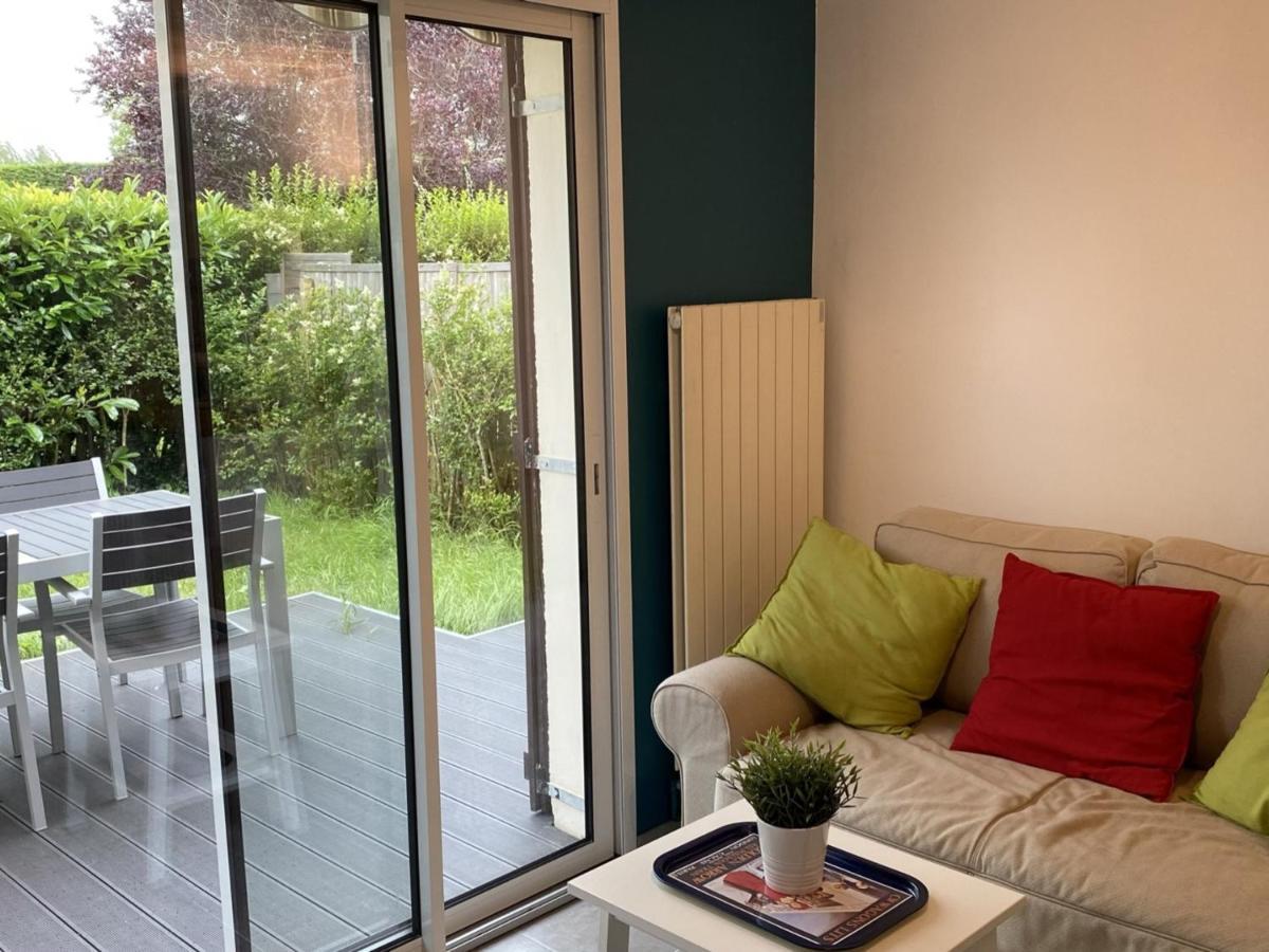 Charmant Cottage 2P Avec Jardin Et Wifi, A 2 Pas De La Plage De Cabourg - Fr-1-487-285 Kültér fotó
